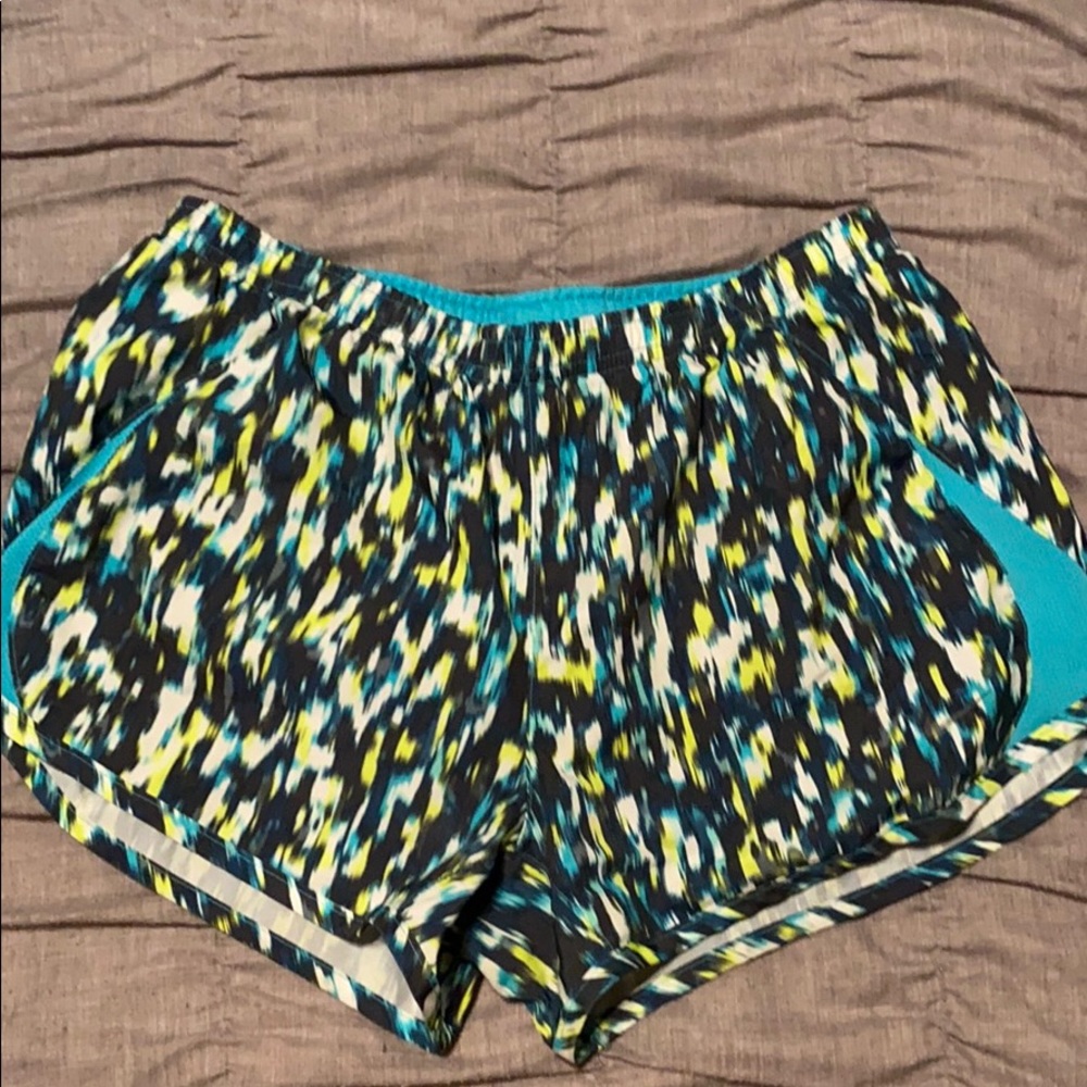 NIKE women’s running shorts